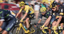 chris-froome,-dus-de-urgenta-cu-elicopterul-la-spital-dupa-ce-a-fost-implicat-intr-un-accident