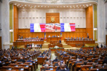 guvernul-isi-asuma-raspunderea-in-parlament-luni,-de-la-ora-19:00,-pe-noul-pachet-de-masuri-fiscale