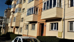 orasul-din-romania-in-care-un-apartament-cu-2-camere-costa-doar-9.000-acum,-in-septembrie-2025