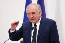 saptamana-turbulenta-in-franta:-guvernul-lui-bayrou-se-confrunta-luni-cu-un-vot-de-incredere