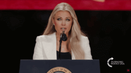 erika-kirk-il-iarta-pe-ucigasul-sotului-ei:-raspunsul-la-ura-nu-este-ura