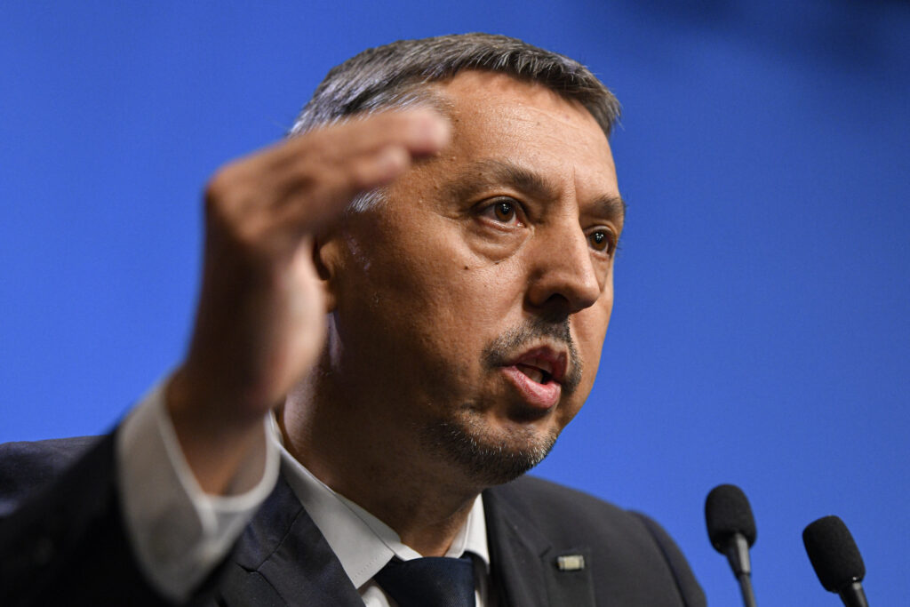 daniel-david:-programul-remedial-va-reduce-analfabetismul-functional-si-abandonul-scolar