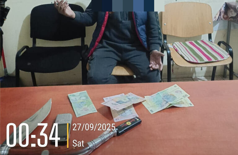 panica-in-centrul-iasului!-barbat-prins-cu-un-cutit-urias-la-brau