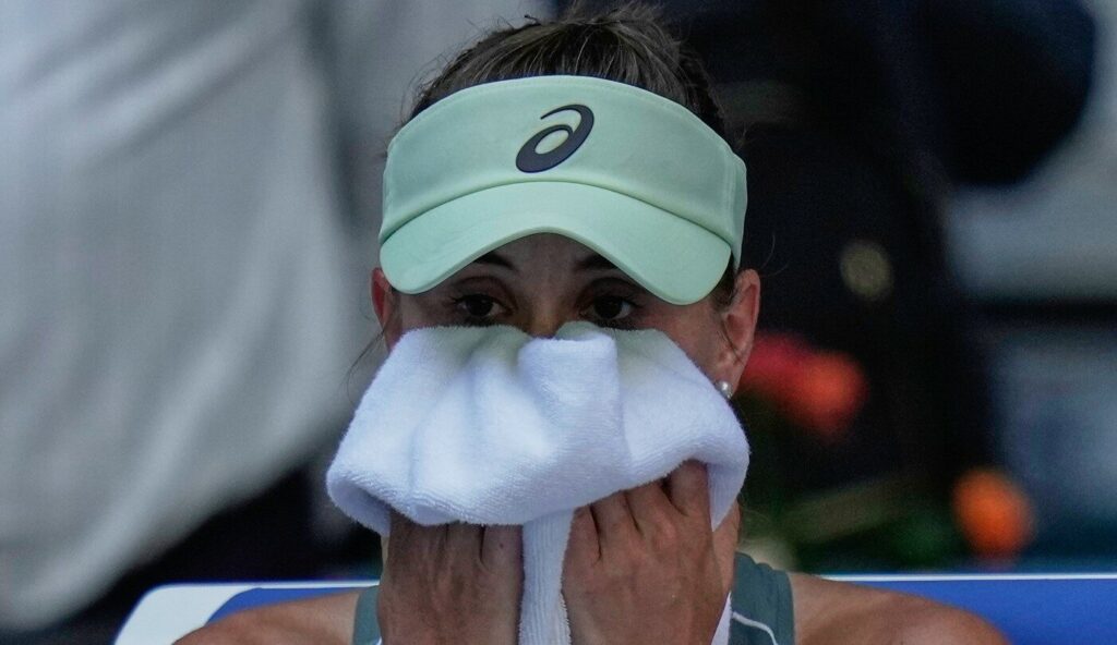 nimeni-nu-vorbeste-cu-tine.-jucatoarele-s-au-luat-la-cearta-pe-teren