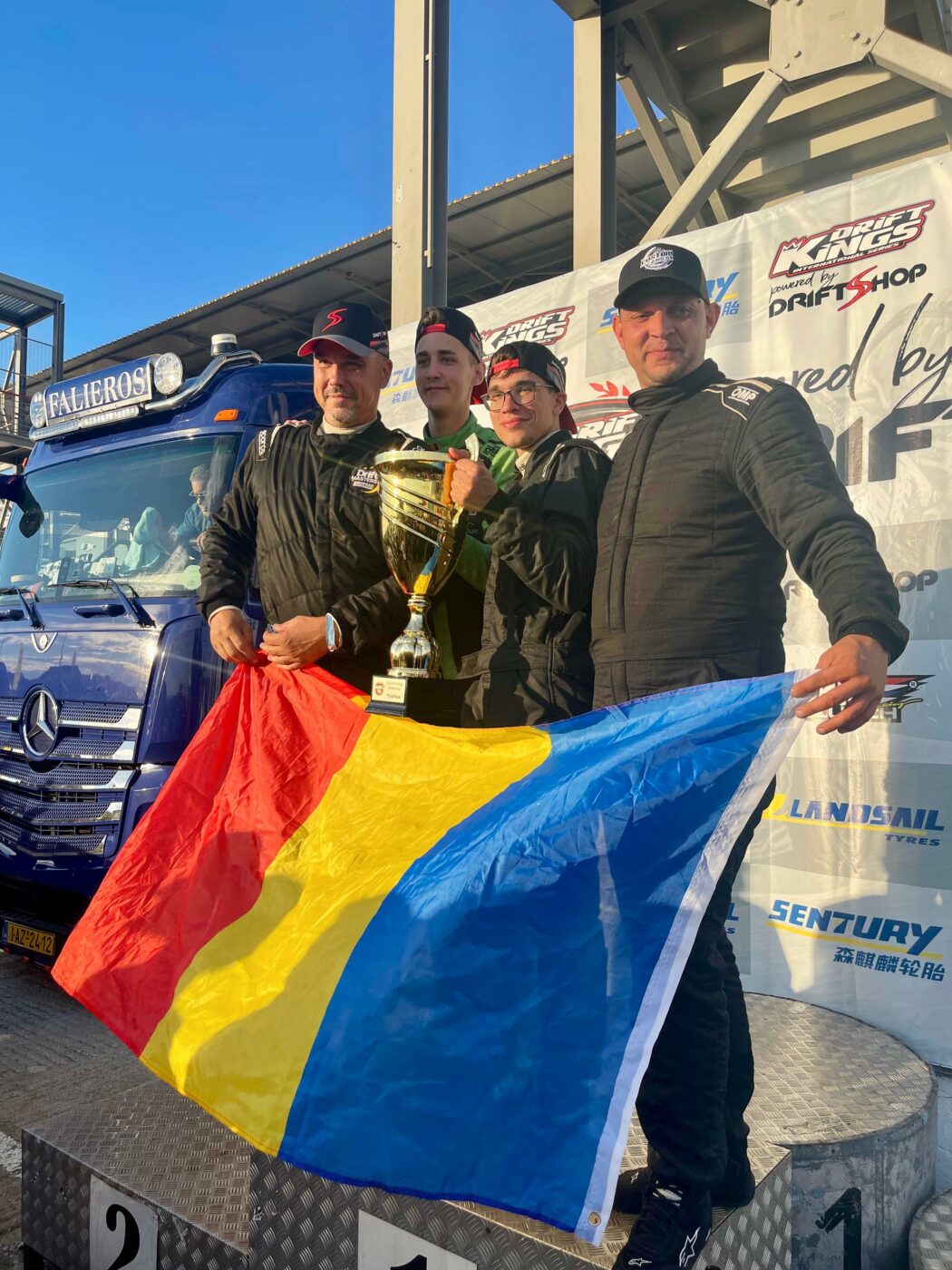 trei-romani-s-au-descurcat-admirabil-la-drift-kings-nations-cup-in-grecia