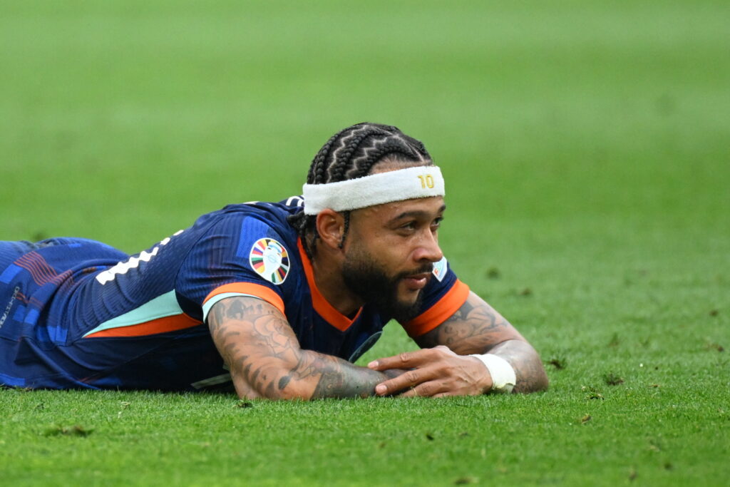 depay-rateaza-meciul-tarilor-de-jos-cu-malta-din-cauza-problemelor-cu-pasaportul