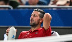 novak-djokovic-si-a-pierdut-cumpatul-la-shanghai-si-a-urlat:-la-ce-te-uiti,-nenorocitule?