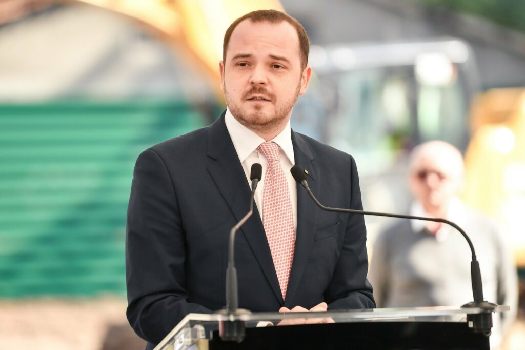 rogobete:-vom-contribui-financiar-la-dotarea-primului-centru-de-psihiatrie-pediatrica-din-romania