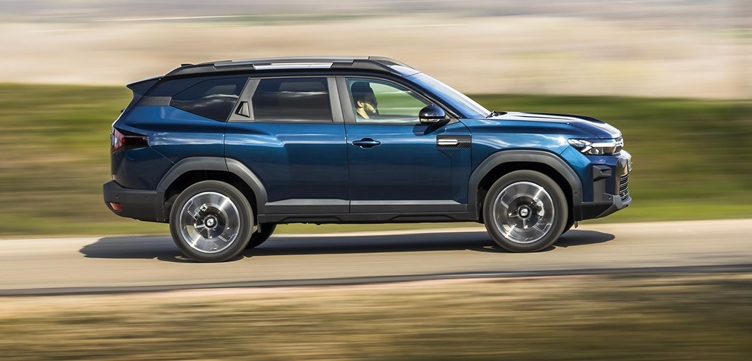 spaniolii-s-au-lamurit-dupa-ce-au-vazut-noile-modele-dacia:-invincibila-armada