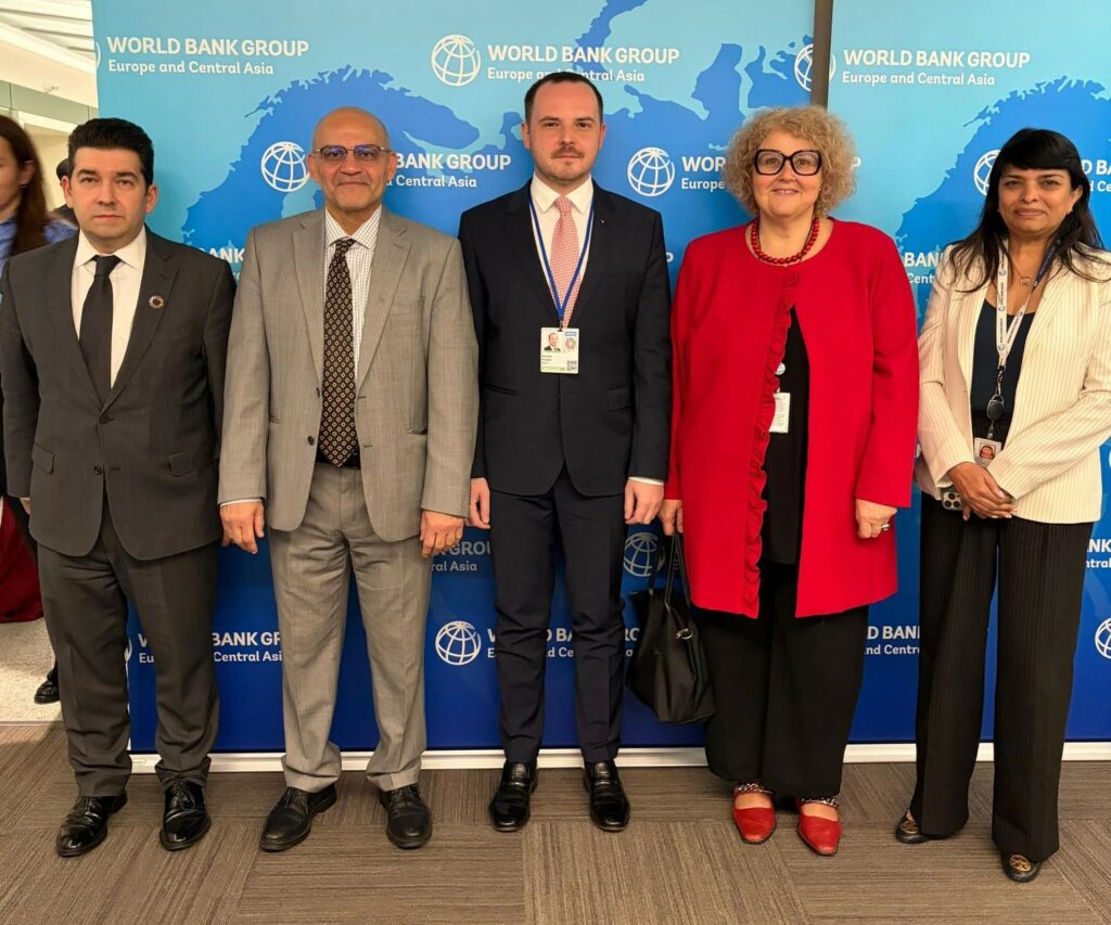 rogobete:-dezvoltam-centre-de-arsi-si-noi-mecanisme-de-finantare-in-parteneriat-cu-banca-mondiala