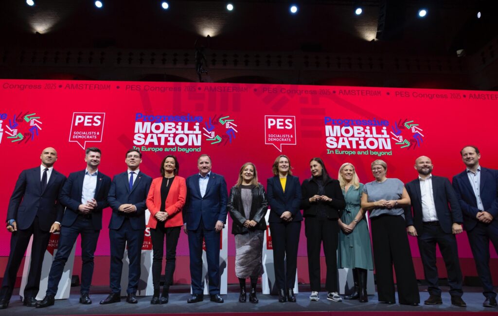 victor-negrescu-a-fost-reales-vicepresedinte-al-partidului-socialistilor-europeni