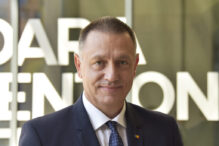 mihai-fifor,-atac-la-adresa-premierului-bolojan:-mergem-incet,-dar-sigur,-cu-capul-in-zid