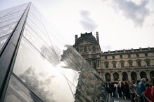 jaful-de-la-luvru:-o-parte-din-bijuteriile-care-nu-au-fost-furate,-transferate-la-banca-frantei