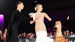 rutina-plina-de-sacrificii-a-romanului-care-a-ajuns-campion-mondial-la-dans-sportiv