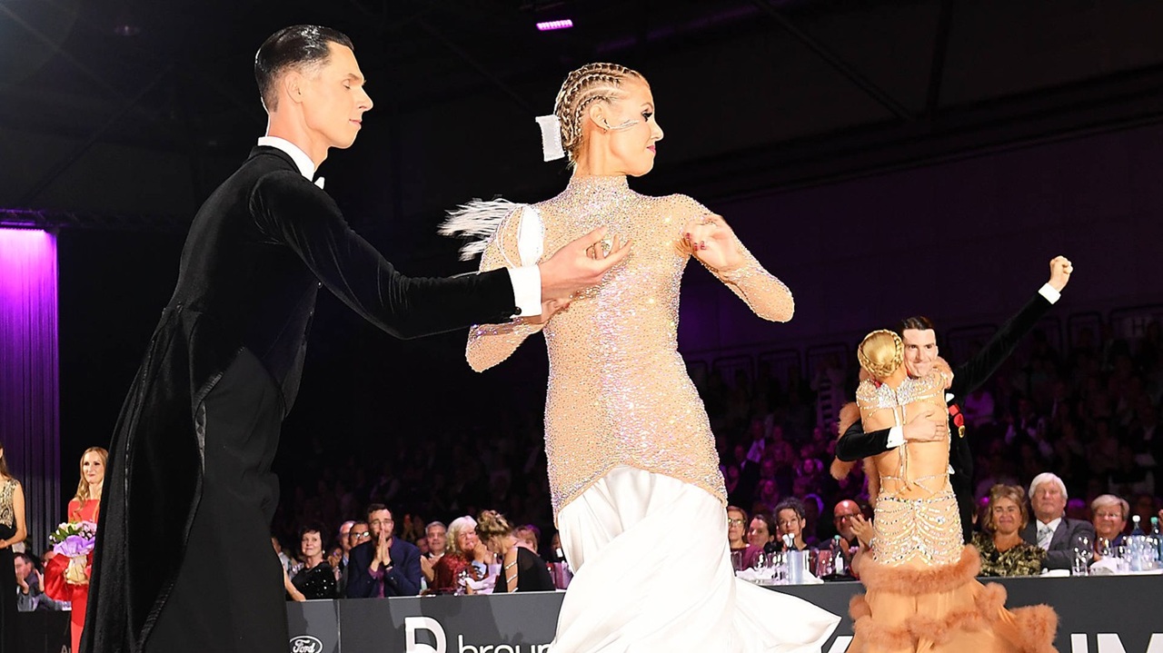 rutina-plina-de-sacrificii-a-romanului-care-a-ajuns-campion-mondial-la-dans-sportiv