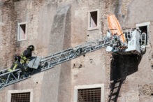 cine-este-muncitorul-mort-in-urma-prabusirii-turnului-din-roma.-mesajul-georgiei-meloni