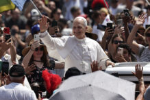 papa-indeamna-sua-la-o-reflectie-profunda-despre-tratamentul-migrantilor-sub-administratia-trump