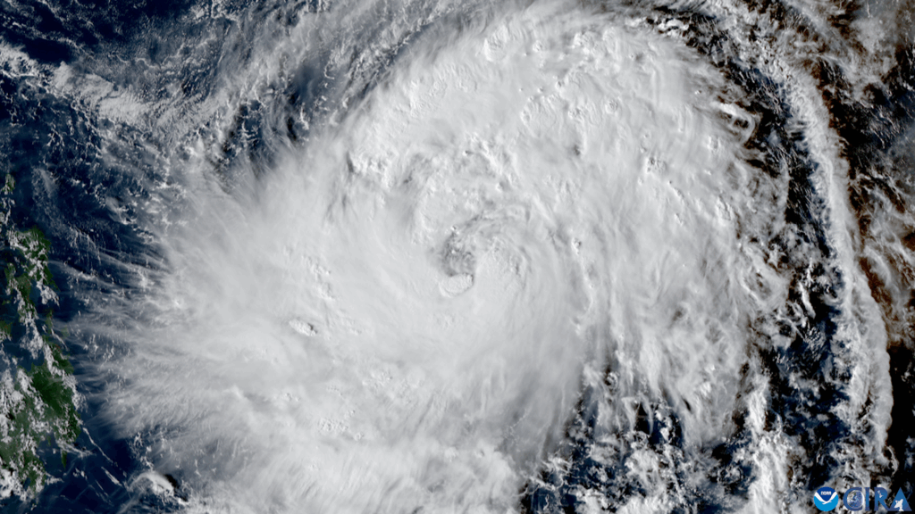 aproape-un-milion-de-persoane-au-fost-evacuate-din-cauza-super-taifunului-fung-wong