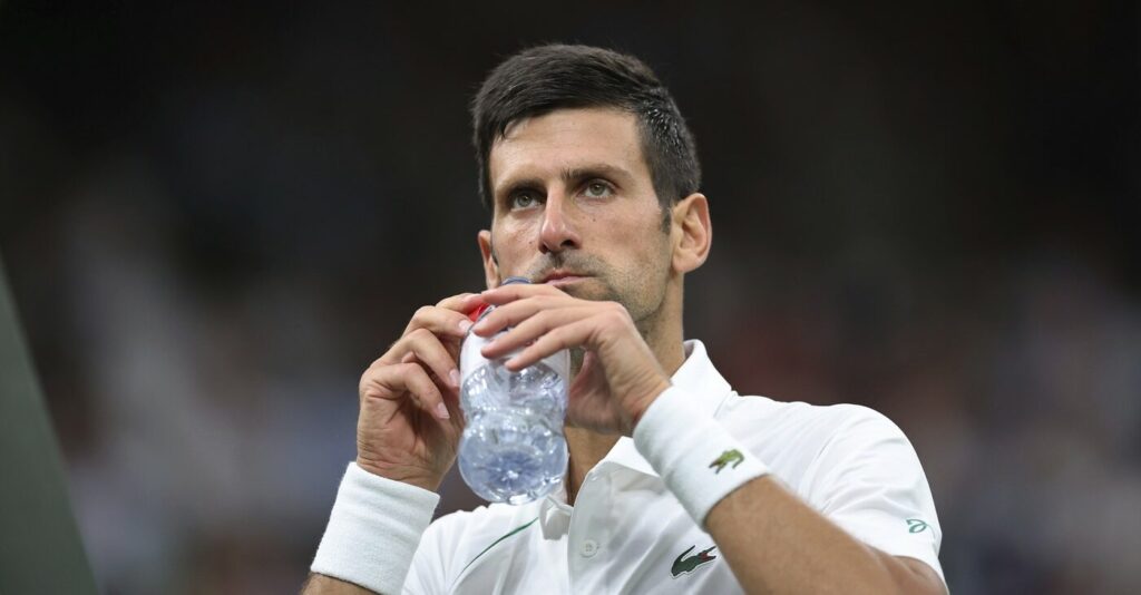 de-ce-a-refuzat-novak-djokovic-10-milioane-de-euro-de-la-cel-mai-mare-brand-de-bauturi