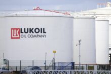 compania-rusa-lukoil,-in-noi-negocieri-cu-potentiali-cumparatori-ai-activelor-sale-straine