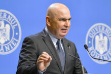 mesajul-premierului-ilie-bolojan-la-38-de-ani-de-la-revolta-anticomunista-de-la-brasov