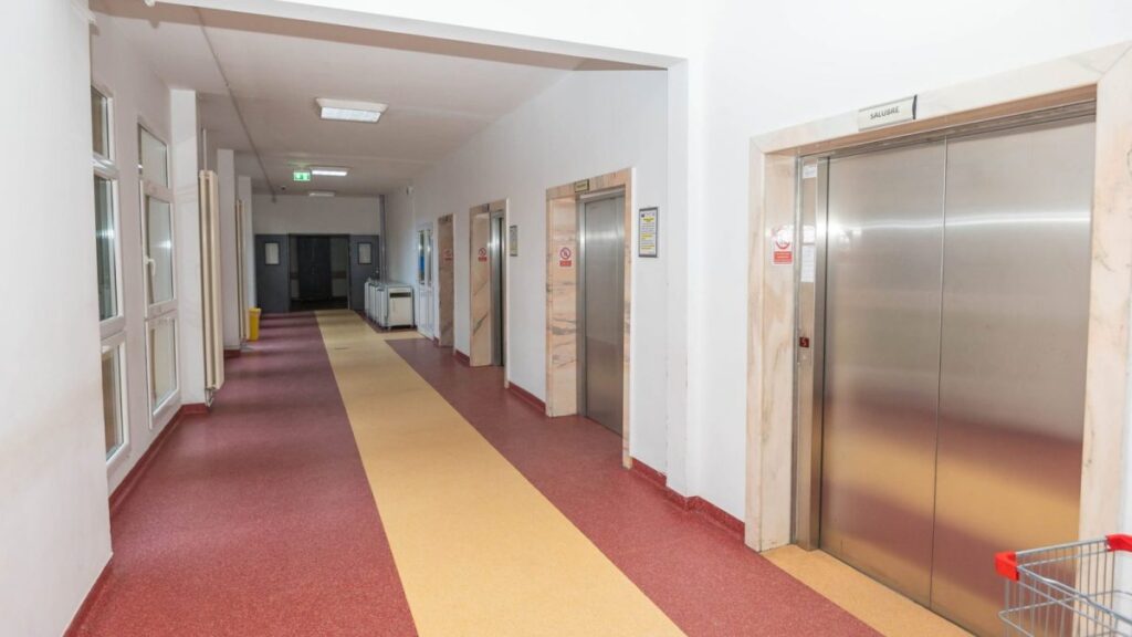 doua-spitale-din-iasi-fac-angajari!-se-cauta-asistent-si-registrator-medical