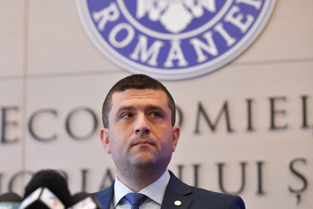 miruta:-solutiile-lui-ilie-bolojan-sunt-instrumentul-rational-la-boala-existenta