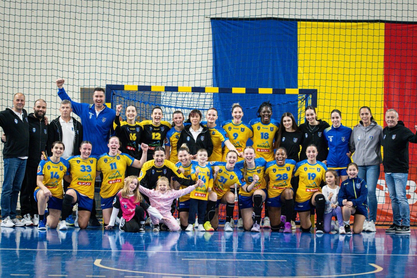 haos-la-vicecampioana-romaniei.-sefii-clubului-cauta-antrenor-si-jucatoare