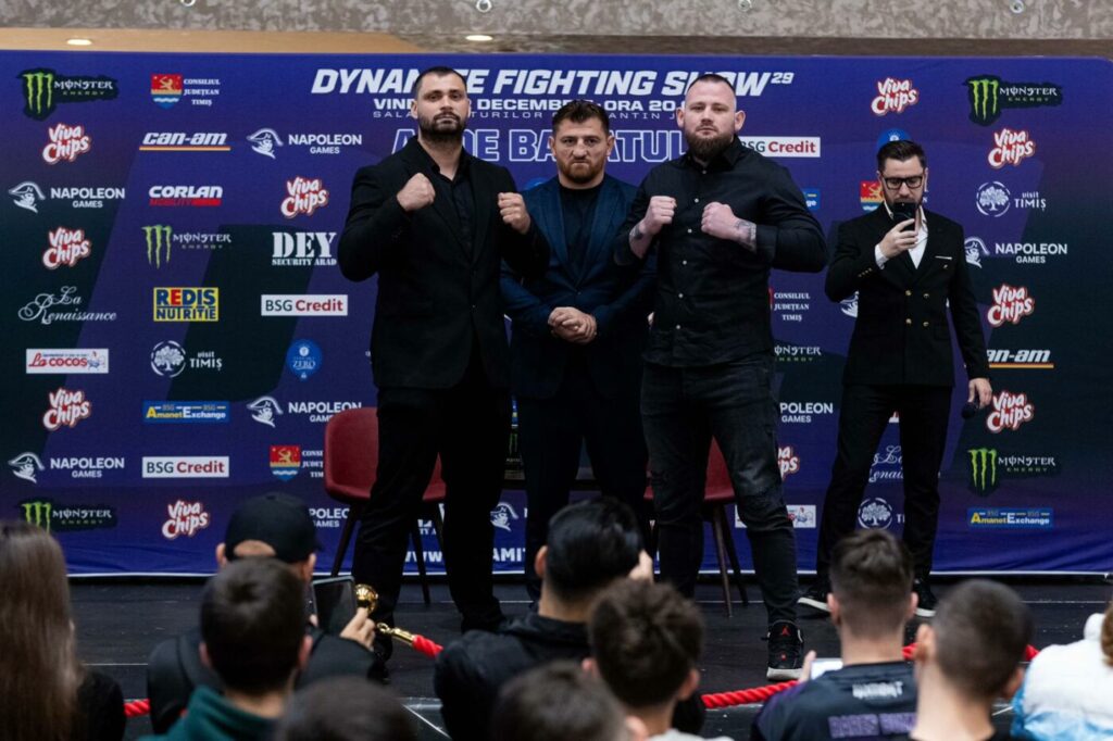 luptatorii-lui-catalin-morosanu-au-umplut-mall-ul-din-timisoara-la-intalnirea-cu-fanii