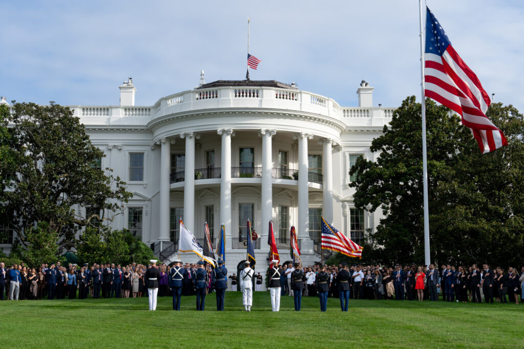 afganii-din-sua,-apel-la-donald-trump-dupa-atacul-armat-de-la-washington-dc