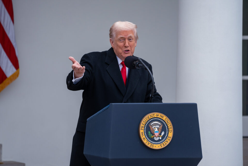 jumatate-dintre-europeni-il-considera-pe-trump-un-dusman-al-europei,-arata-un-sondaj