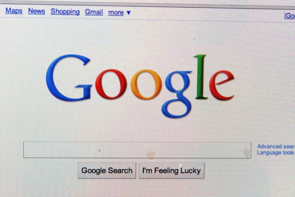 care-au-fost-cele-mai-cautate-cuvinte,-in-2025.-google-a-publicat-raportul-oficial-pentru-romania