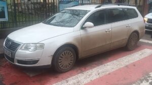 modul-in-care-a-parcat-un-sofer-din-botosani-pe-o-strada-din-iasi!-proprietarul-nici-nu-a-mai-venit-sa-isi-recupereze-masina