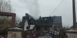 incendiu-in-localitatea-rasboieni,-comuna-tibanesti.-o-casa-a-fost-facuta-scrum