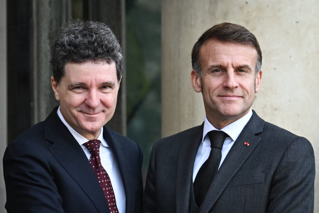 presedintele-nicusor-dan,-declaratii-de-presa-la-paris,-in-cadrul-vizitei-oficiale-din-franta