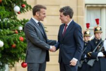 emmanuel-macron-i-a-vorbit-lui-nicusor-dan-in-limba-romana