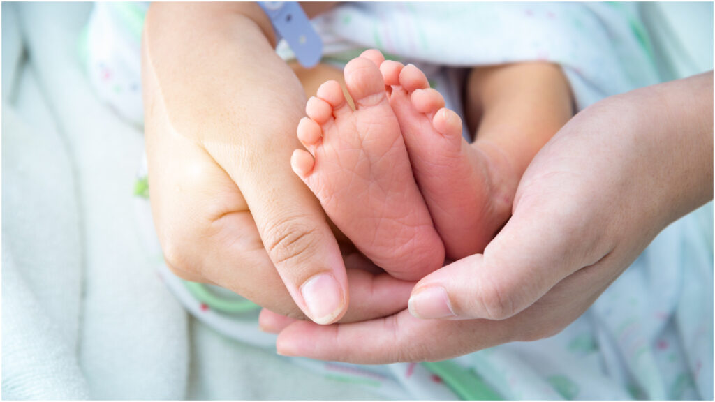 un-donator-de-sperma-cu-o-mutatie-genetica-grava,-devine-tata-pentru-aproape-200-de-copii-in-europa