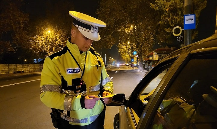 din-47-de-sanctiuni-aplicate-de-politistii-din-iasi,-statul-ar-trebui-sa-obtina-aproape-30000-de-lei.-toate-amenzile-au-fost-pe-linie-rutiera