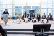 eurodeputati,-oficiali-guvernamentali-si-fermieri-din-estul-europei,-uniti-pentru-apararea-fondurilor-pentru-agricultura