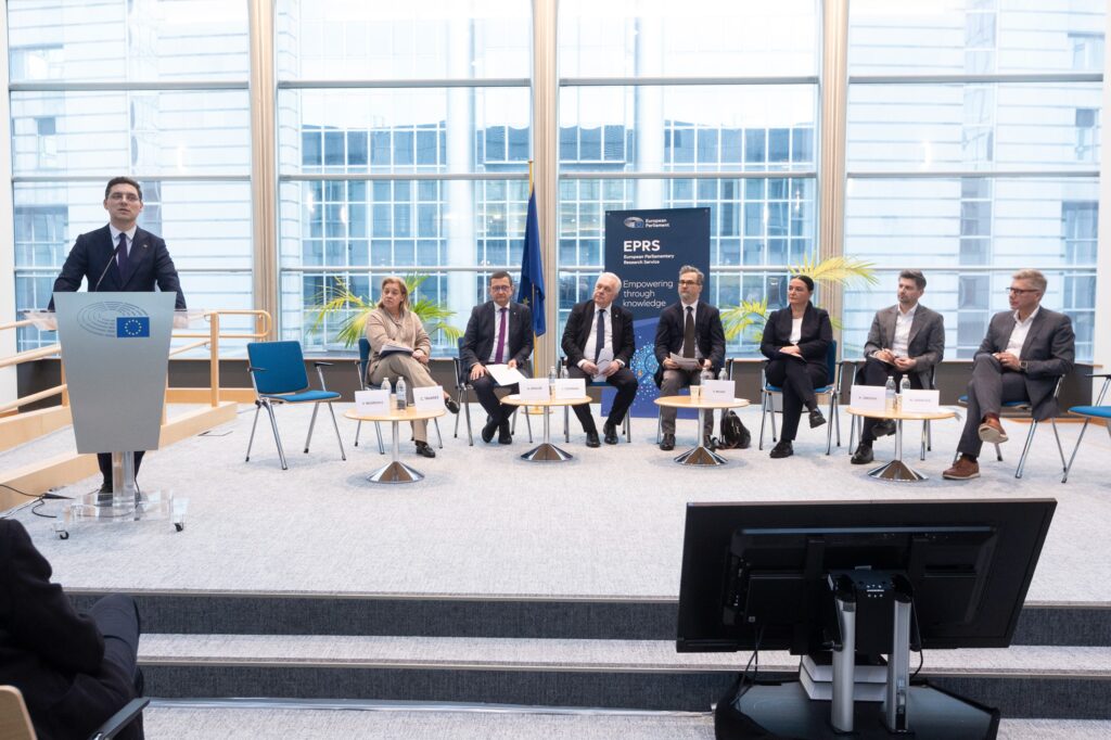 eurodeputati,-oficiali-guvernamentali-si-fermieri-din-estul-europei,-uniti-pentru-apararea-fondurilor-pentru-agricultura