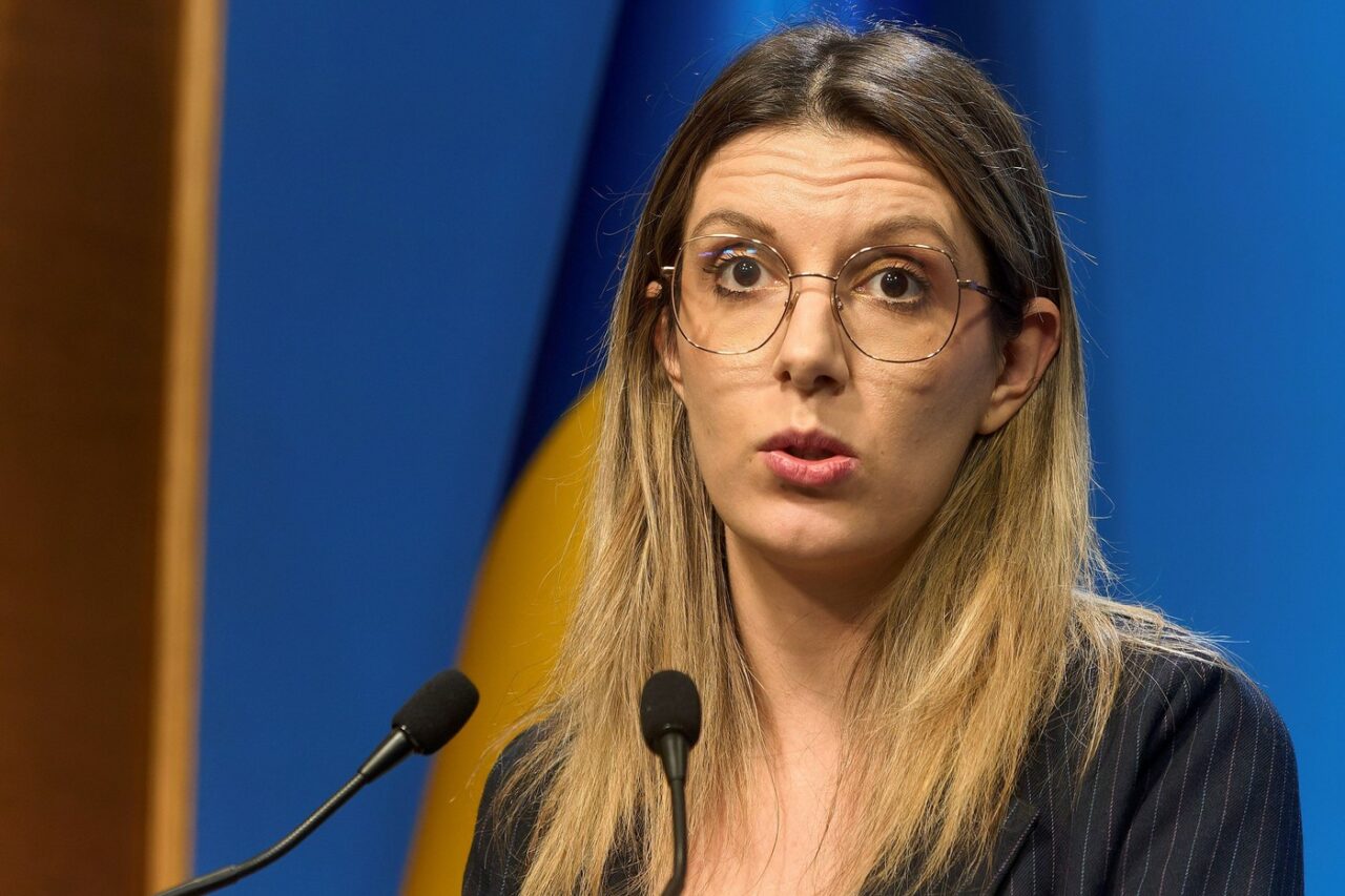 cu-100.000-de-oameni-fara-apa-si-cu-sistemul-energetic-in-pericol,-diana-buzoianu-da-vinapefakenews