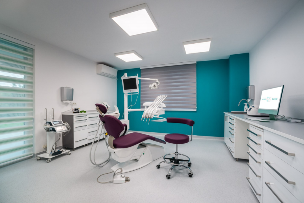 atentie-unde-mergeti-la-stomatolog!-casa-de-asigurari-de-sanatate-a-dat-amenzi-uriase-cabinetelor-dentare-din-iasi-pentru-abateri-grave