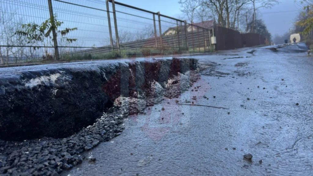 strada-valeni-se-inchide!-versantul-pune-in-pericol-locuintele-si-traficul