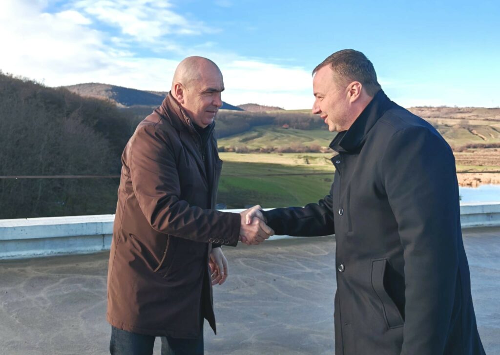 directorul-cnair-si-ilie-bolojan:-mobilizare-foarte-buna-a-constructorului-roman-intre-suplacu-de-barcau-si-chiribis-pe-tronsonul-a3