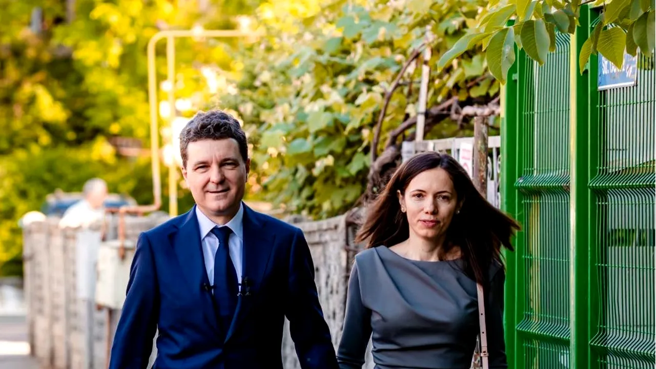 usr,-afacere-de-familie.-nicusor-dan:-sa-nu-uitam-ca-mirabela-a-fost-fondatorul-usr-ului