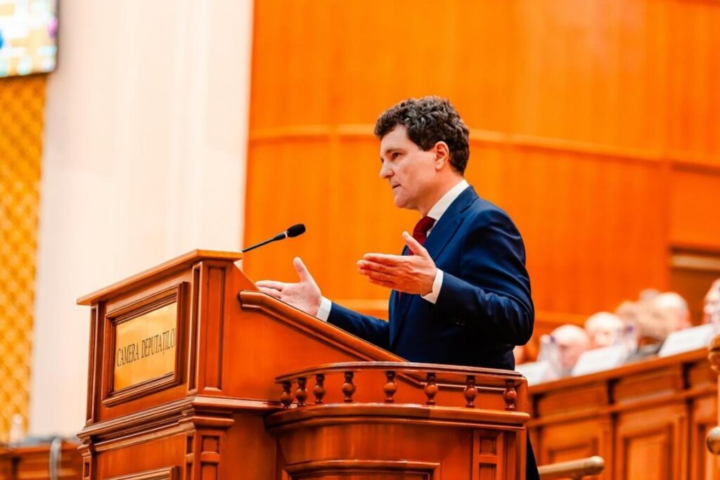 nicusor-dan,-despre-ludovic-orban:-nu-se-poate-ca-presedintele-sa-spuna-una-si-consilierul-sau-sa-spuna-exact-invers