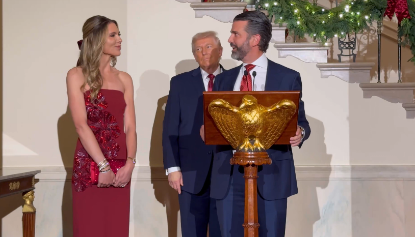 fiul-cel-mare-al-lui-donald-trump-s-a-logodit-cu-bettina-anderson,-o-figura-mondena-din-palm-beach