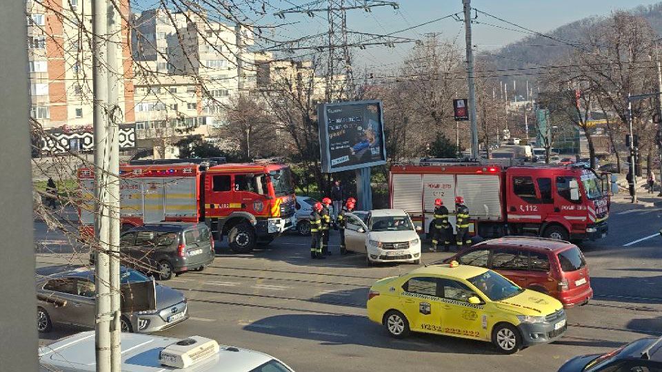 accident-rutier-la-selgros!-doua-autoturisme-au-fost-implicate-–-update