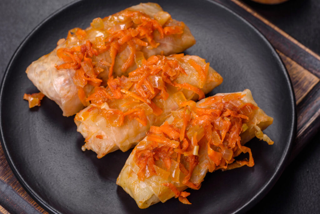 reteta-originala-de-sarmale,-complet-diferita-fata-de-cea-romaneasca.-ce-ingrediente-se-pun-in-ambele-variante