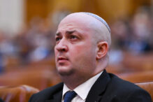 manifestarile-antisemite-au-explodat-pe-retelele-de-socializare-in-ultimele-ore.-institutul-elie-wiesel,-avertisment-dupa-incidentul-vexler-si-votul-pe-legea-anti-extremism